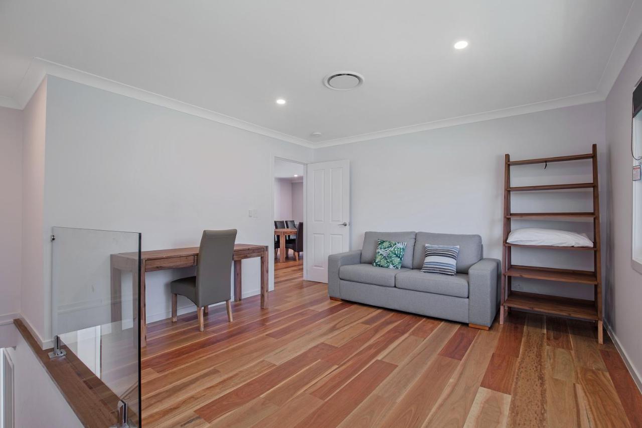 29 Stanhill Drive Villa Gold Coast Exterior photo